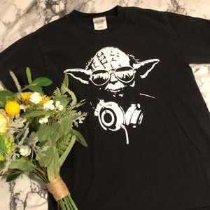 Trendy Yoda T-shirt